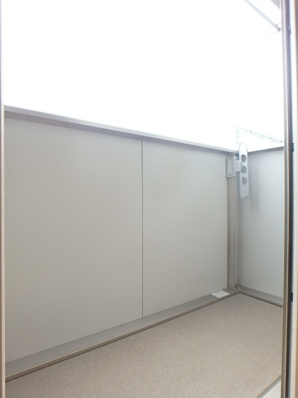 バルコニー　図面と現状に相違がある場合には現状を優先