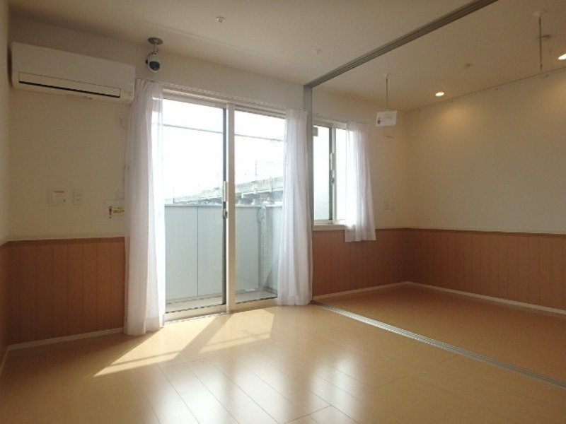 居室・リビング　図面と現状に相違がある場合には現状を優先