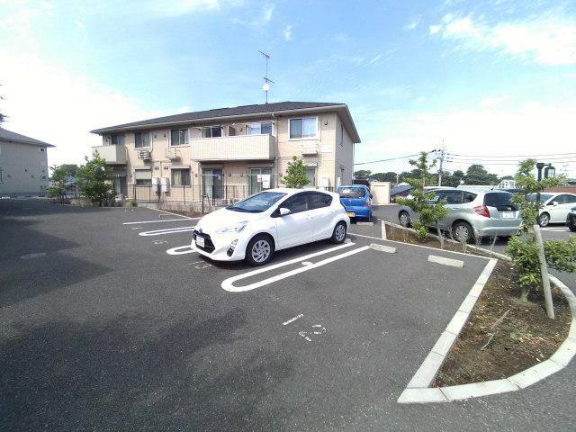 【ビューテラス１番館の駐車場】