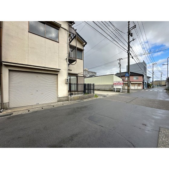 駐車場　ガレージ