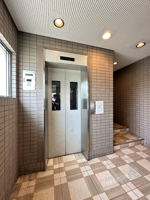 その他共有部分　エレベーター付き♪