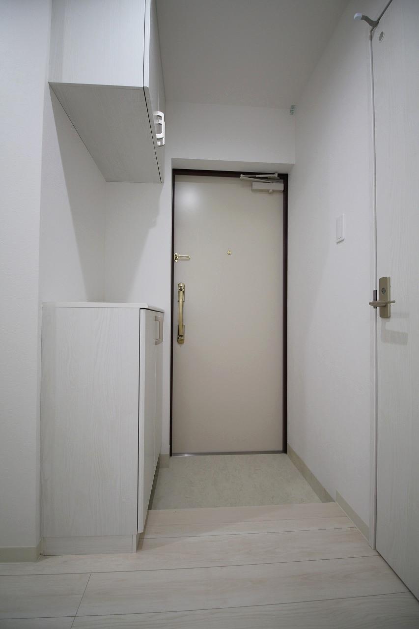 玄関　※写真他部屋参照