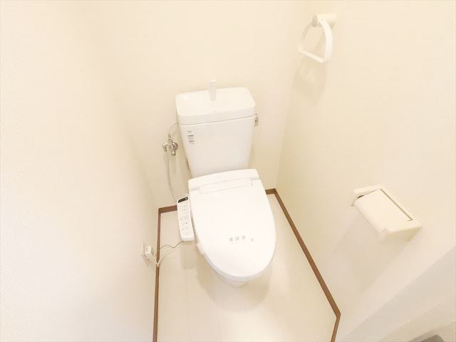 トイレ　ウォシュレット