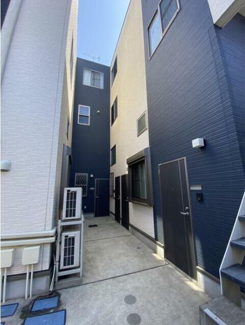 建物外観　?