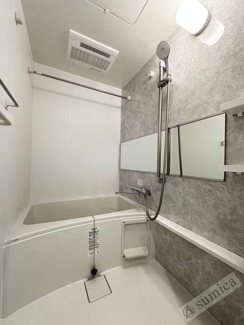 バス・シャワールーム　浴室暖房乾燥機付きバスルーム♪♪