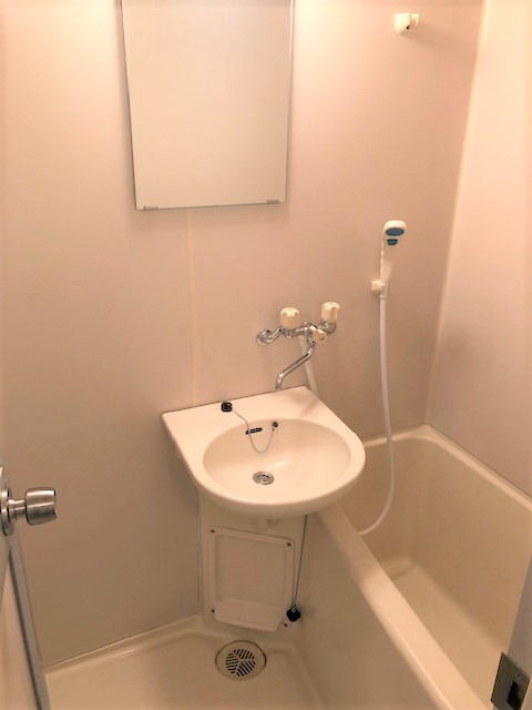 バス・シャワールーム　日々の疲れを癒すお風呂付です