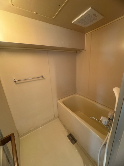 バス・シャワールーム　※別号室の写真です。