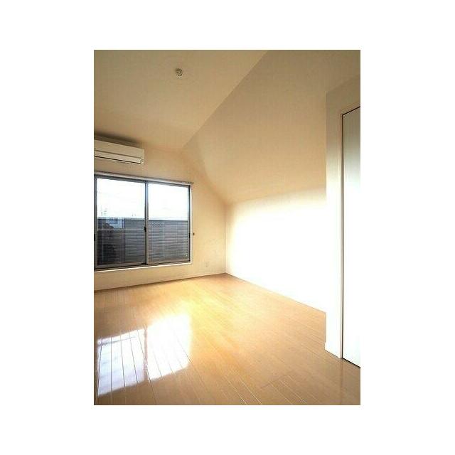 バルコニー　６．７畳洋室