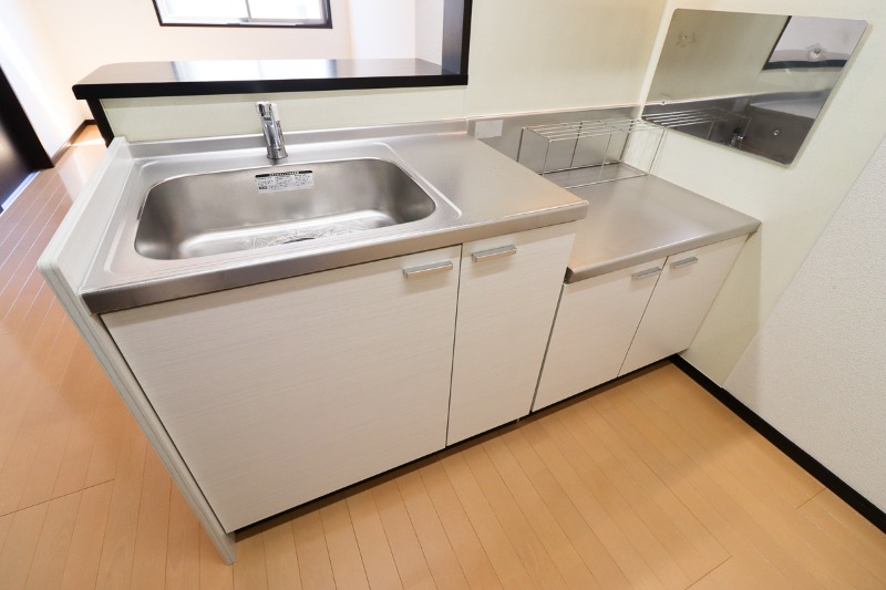 キッチン　図面と現状に相違がある場合には現状を優先