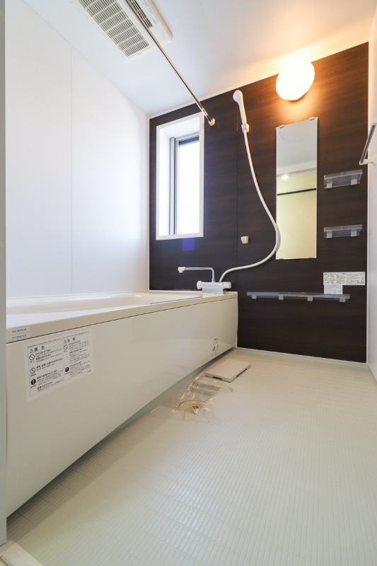 バス・シャワールーム　図面と現状に相違がある場合には現状を優先