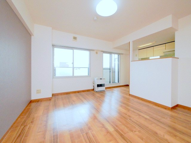 居室・リビング　広々リビングです♪