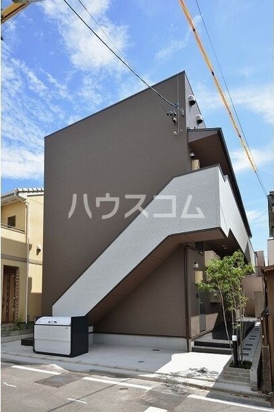 建物外観　落ち着いた雰囲気の外観です