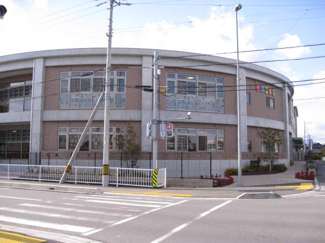 スーパー　フレスポ四日市富田（スーパー）まで2751m