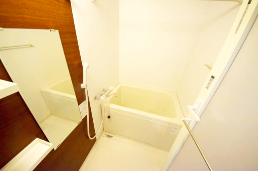 バス・シャワールーム　風呂