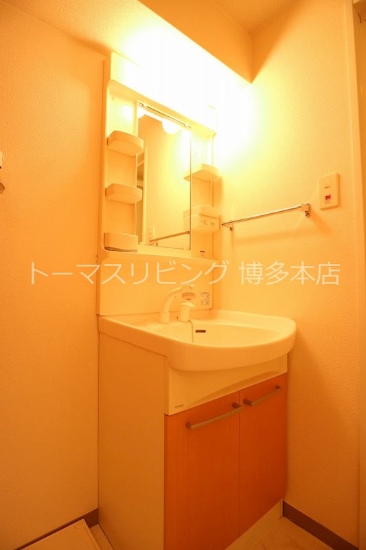 洗面設備　※別号室の参考写真になります。