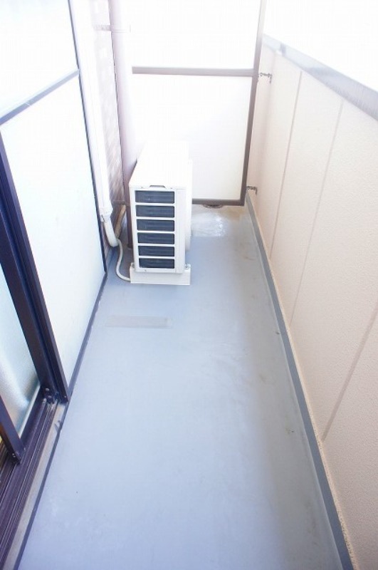 バルコニー　図面と現状に相違がある場合には現状を優先