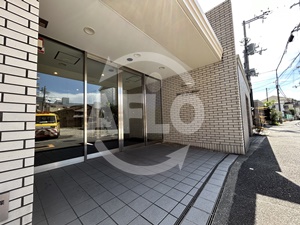 エントランス　マレドゥカルム　エントランス