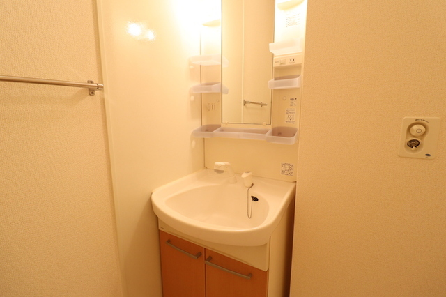 洗面設備　洗髪洗面化粧台