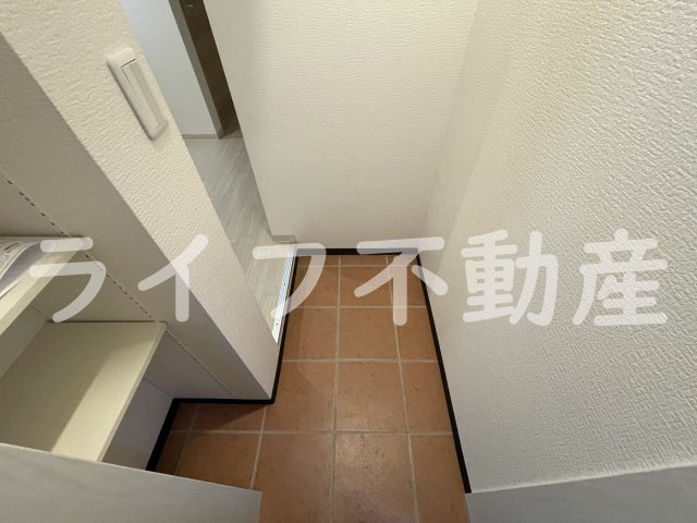 玄関　落ち着いた玄関です