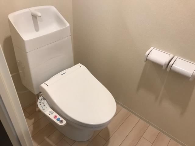 トイレ　トイレ