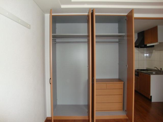 収納　クローゼット