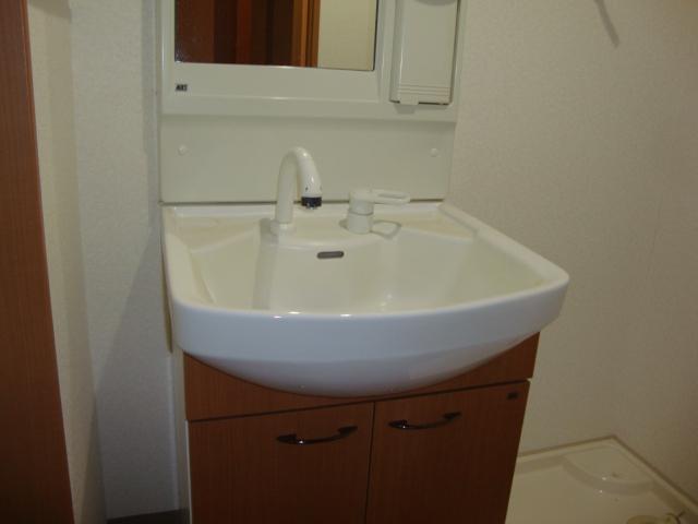 洗面設備　洗髪洗面化粧台