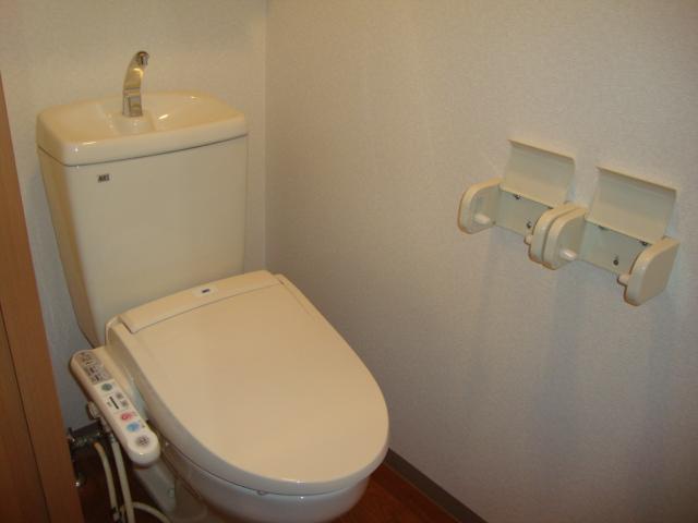 トイレ　シャワー付トイレ