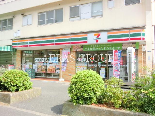 コンビニ　セブンイレブン北区赤羽西５丁目店（コンビニ）まで682m