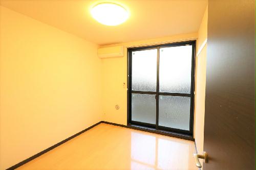 居室・リビング　当社では希少な１ＬＤＫ物件！お好きな家具家電が設置可能！