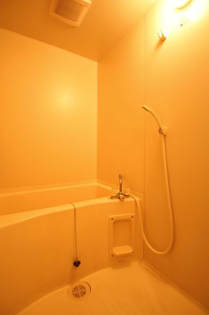 バス・シャワールーム　※別室の参考写真です