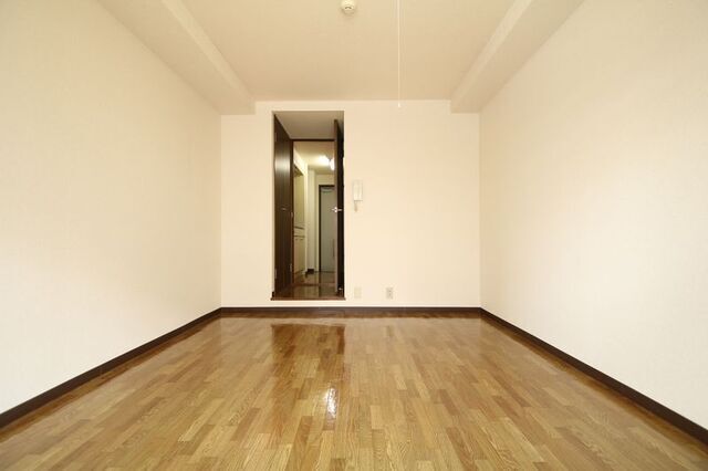 居室・リビング　※別室の参考写真です