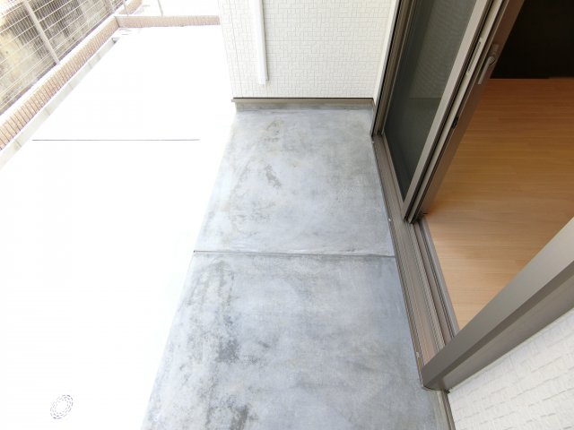 バルコニー　同物件別部屋