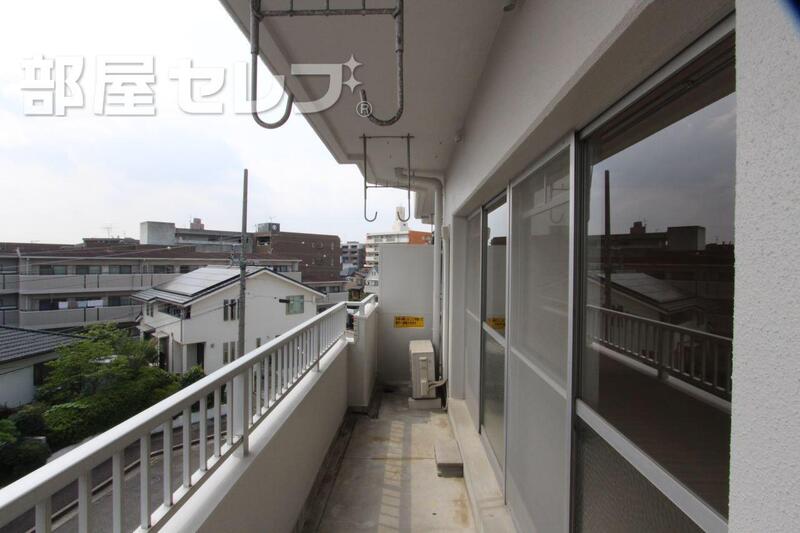 バルコニー　広いベランダです。