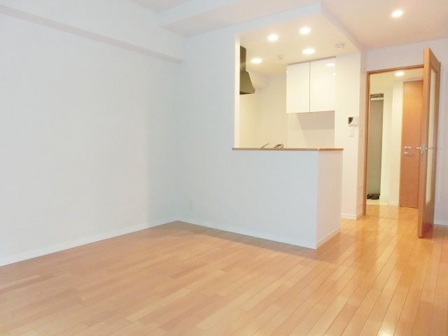 居室・リビング　チョイ広めのリビング