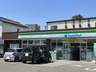 コンビニ　ファミリーマート 新寺四丁目店（コンビニ）まで643m