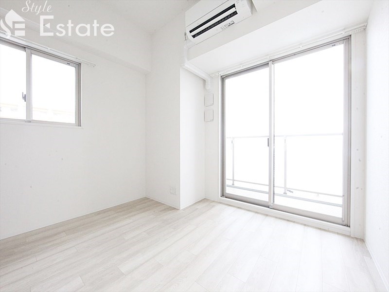 居室・リビング　内装