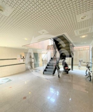 ロビー　ドリームコート岸里　ロビー