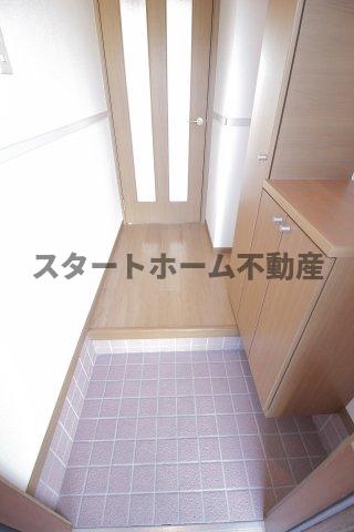 玄関　明るい玄関です