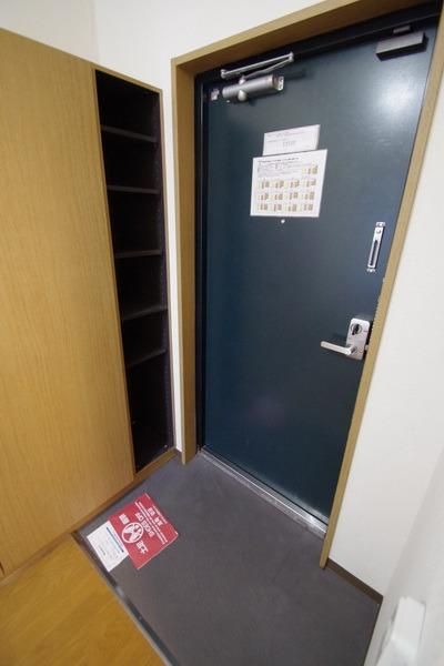 玄関　★お問い合わせはタウンハウジング町田店まで★