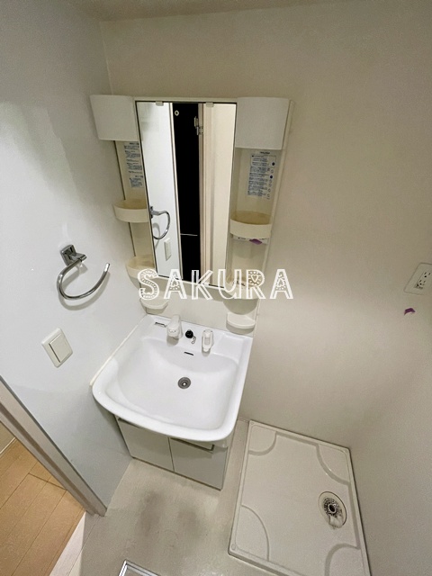 洗面設備　身支度に便利な洗面台♪