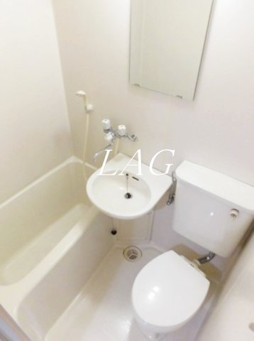 バス・シャワールーム　お風呂です。