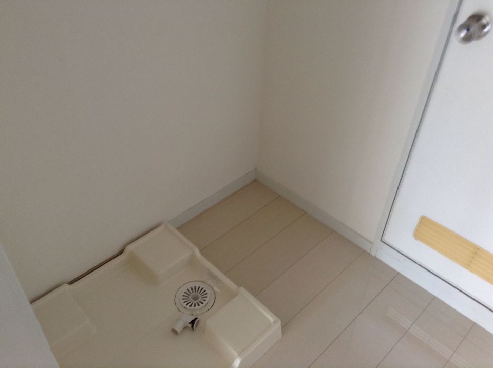 その他設備　室内洗濯機置場です