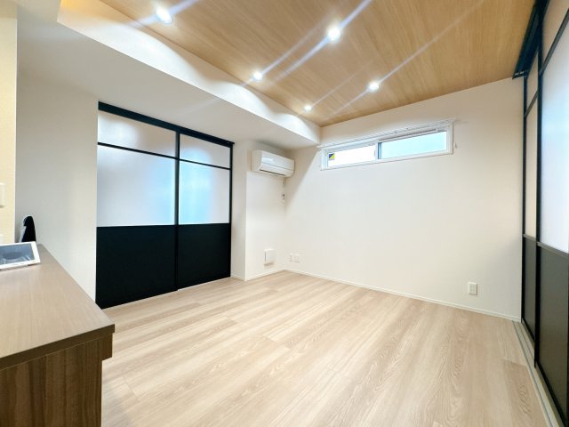 居室・リビング　※同物件、同タイプのお部屋です