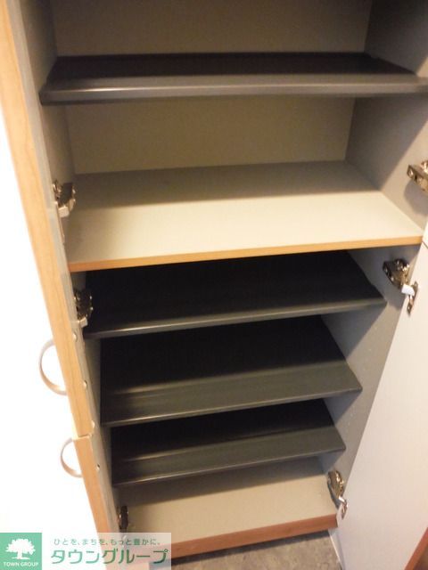 その他設備　下駄箱