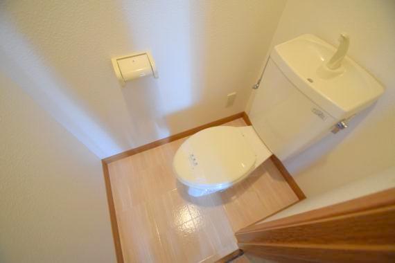 トイレ　同仕様の写真です。