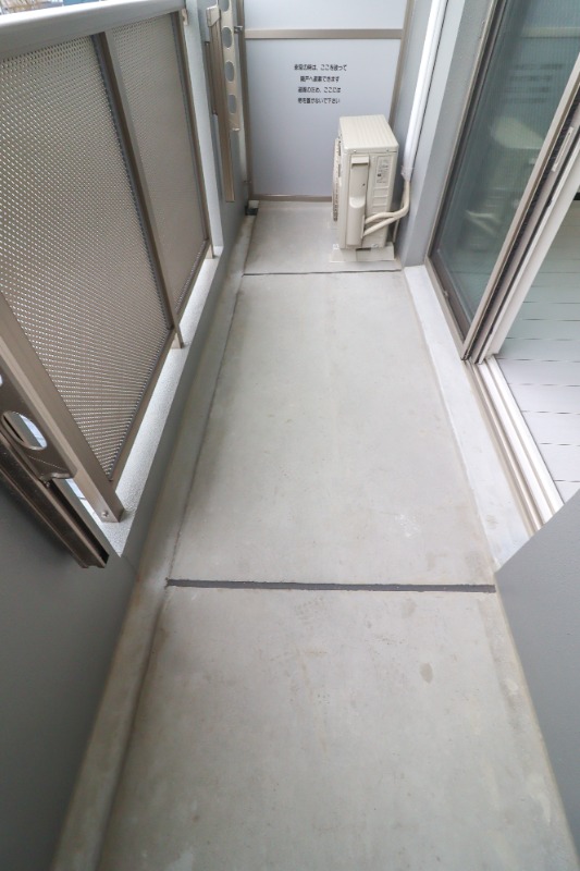 バルコニー　図面と現状に相違がある場合には現状を優先