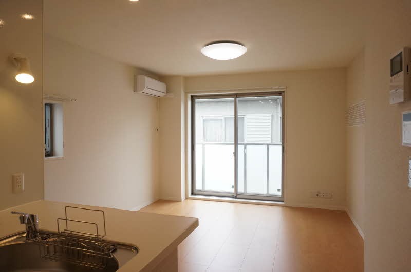 居室・リビング　図面と現状に相違がある場合には現状を優先