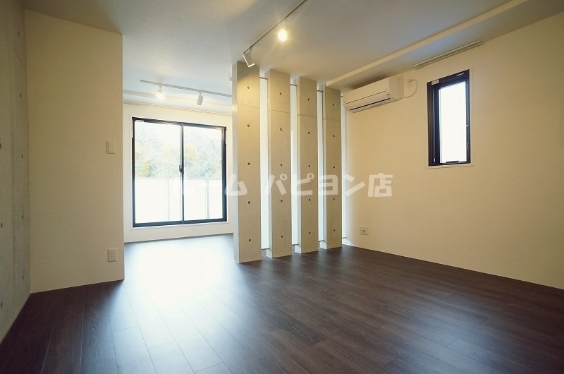 居室・リビング　別号室イメージ