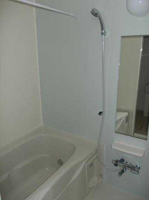 バス・シャワールーム　追い焚き機能付きバス☆