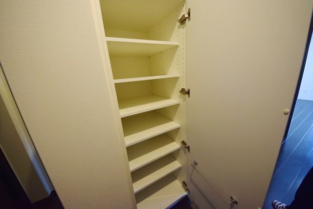 玄関　シューズボックス